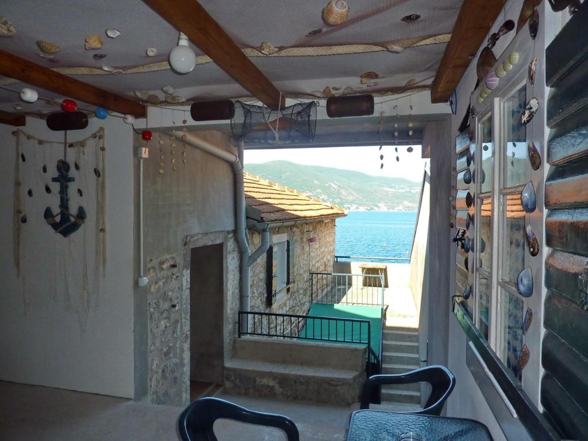 Rose - Apartmani Janovic Luštica Exterior foto