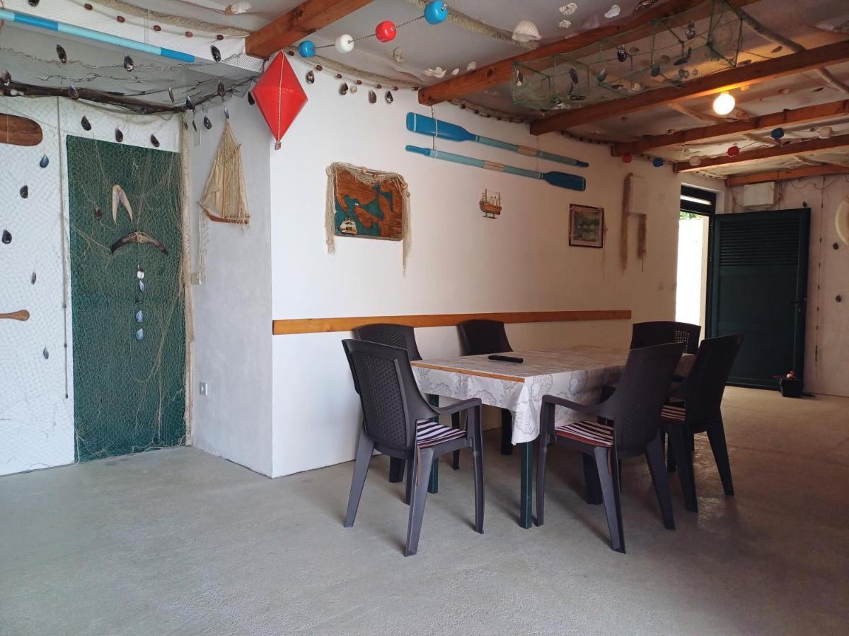 Rose - Apartmani Janovic Luštica Exterior foto
