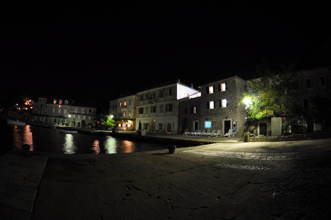 Rose - Apartmani Janovic Luštica Exterior foto
